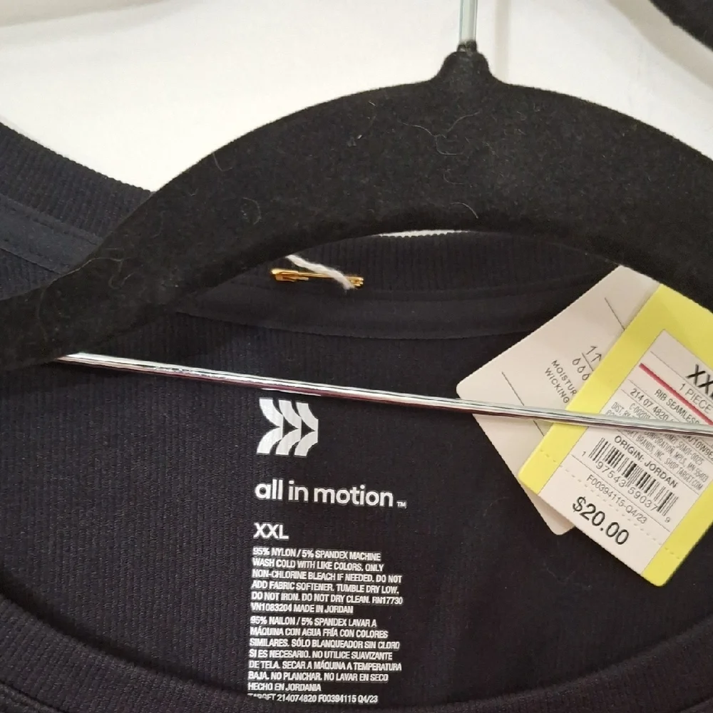 NWT All In Motion XXL Black Top and Pink Shorts Set - Picture 3 of 3